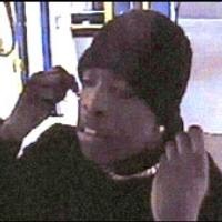 Linglung, Jambret Coba Kalung Curian di Depan Kamera CCTV